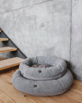 Load image into Gallery viewer, Pet Beds Premium Chester & Lee | Furry Gray Donut Dog Bed