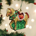 Load image into Gallery viewer, Horse With Wreath Ornament - Southlake Paws