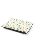 Load image into Gallery viewer, Astrid Dog Bed