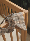 Load image into Gallery viewer, Roux Vest