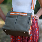 organizer bag in green cotton with compartments and internal pockets