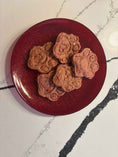 Load image into Gallery viewer, Crunchy Beetalicious Paws | Organic Beet Dog Treats