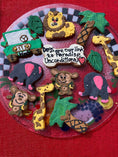 Load image into Gallery viewer, Safari Organic Dog Cookie Box
