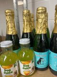 Load image into Gallery viewer, Fur-Mosa Brunch Hydration Kit for Dogs lifestyle image for dog hydration