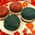 Load image into Gallery viewer, Macarons Organic Dog Treats