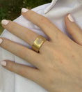 Load image into Gallery viewer, OLIVE & CHAIN Diamond Oval Cigar Band - Yellow Gold, 5.5