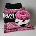 The Muffy: Luxurious Nest Bed for Cats & Small Dogs