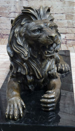 Hot Cast Bronze Guardian Lion on Marble Base after Antoine Barye