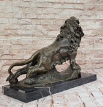 Majestic Bronze Lion in Roaring Pose – Dynamic Wildlife Sculpture on Marble Base