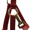 Load image into Gallery viewer, Jeffers Adjustable Halter with Throat Snap