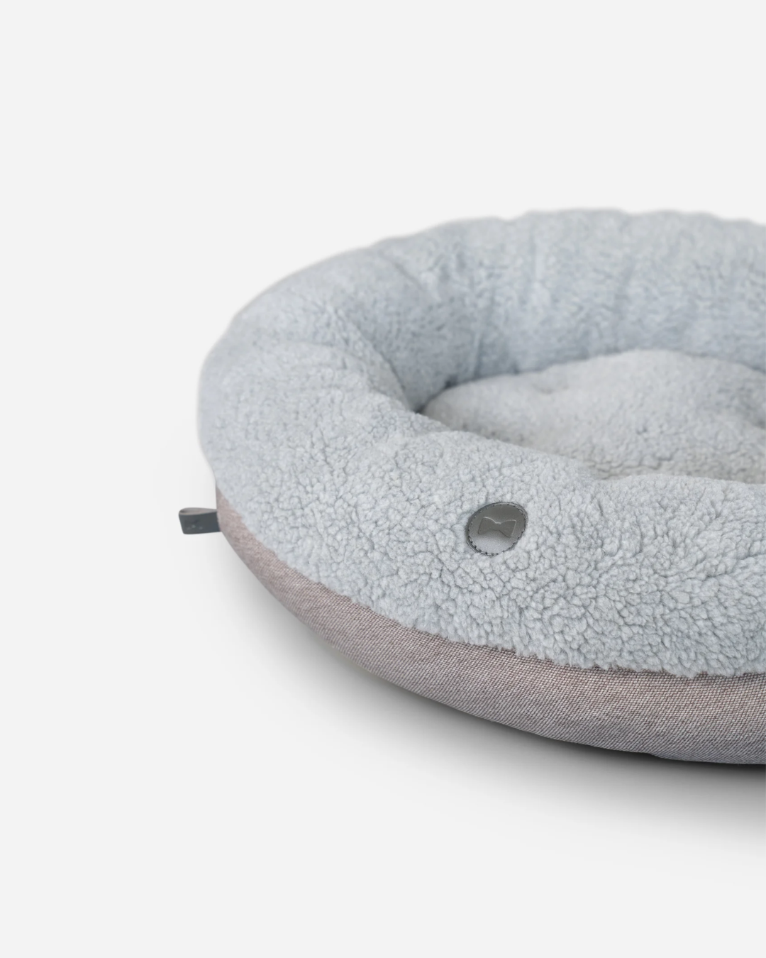 Pet Beds Premium Chester & Lee | Furry Gray Donut Dog Bed