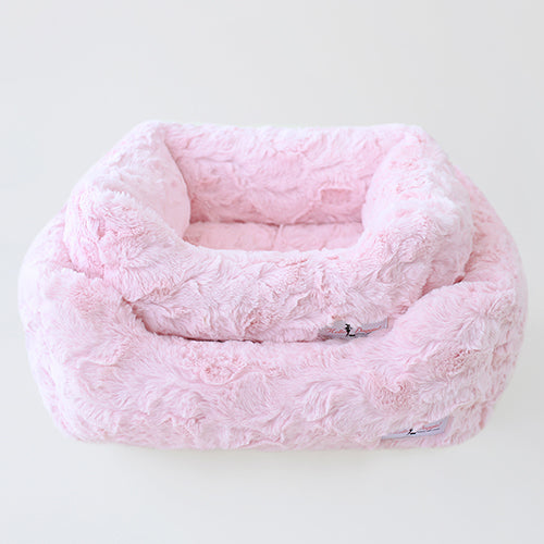 Bella Dog Bed Pink
