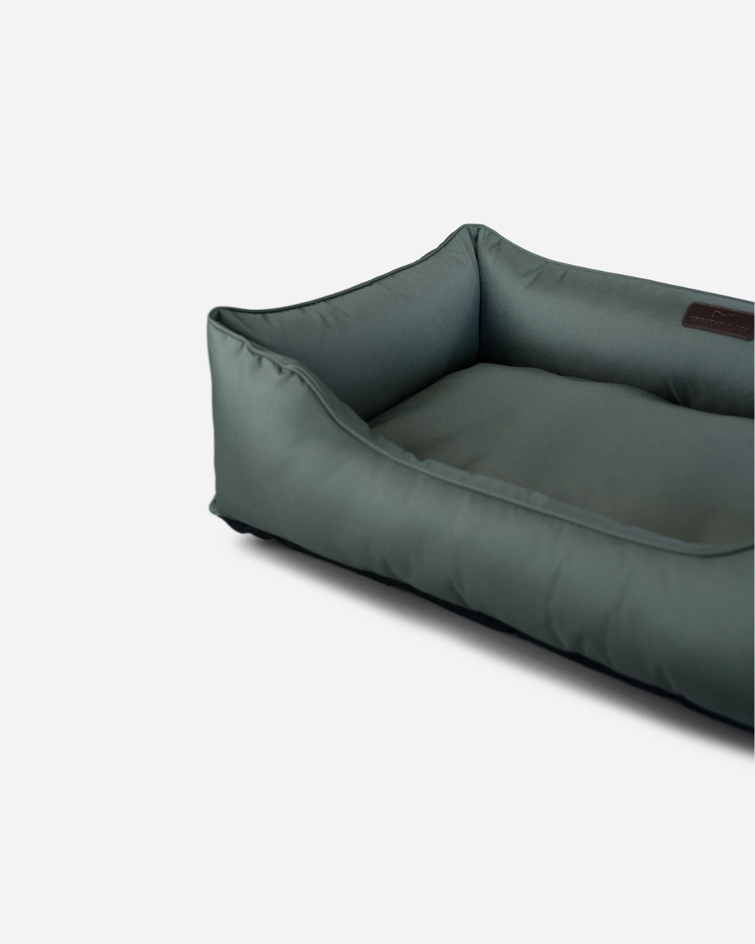 Chester & Lee | Waterproof Sleeper Dog Bed Green - image 3