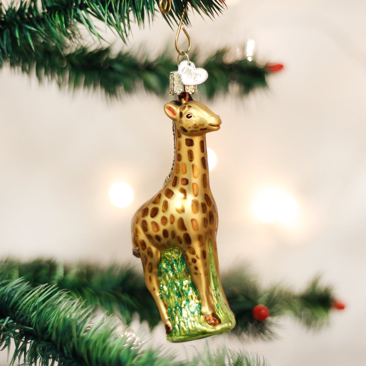 Baby Giraffe Ornament - Southlake Paws