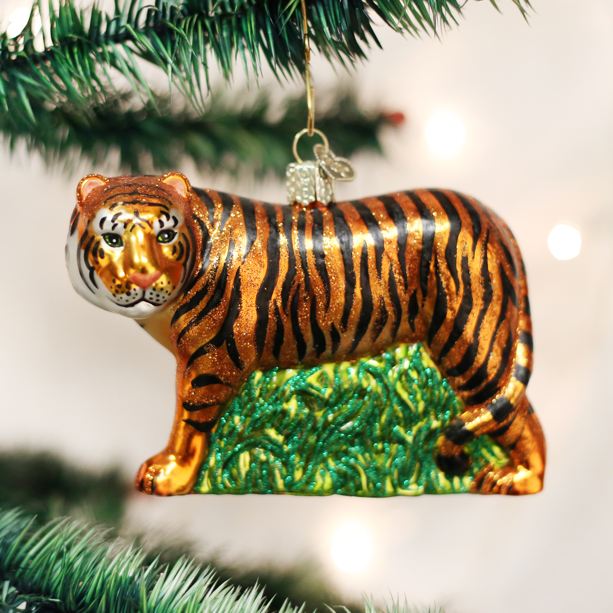 Tiger Ornament - Southlake Paws