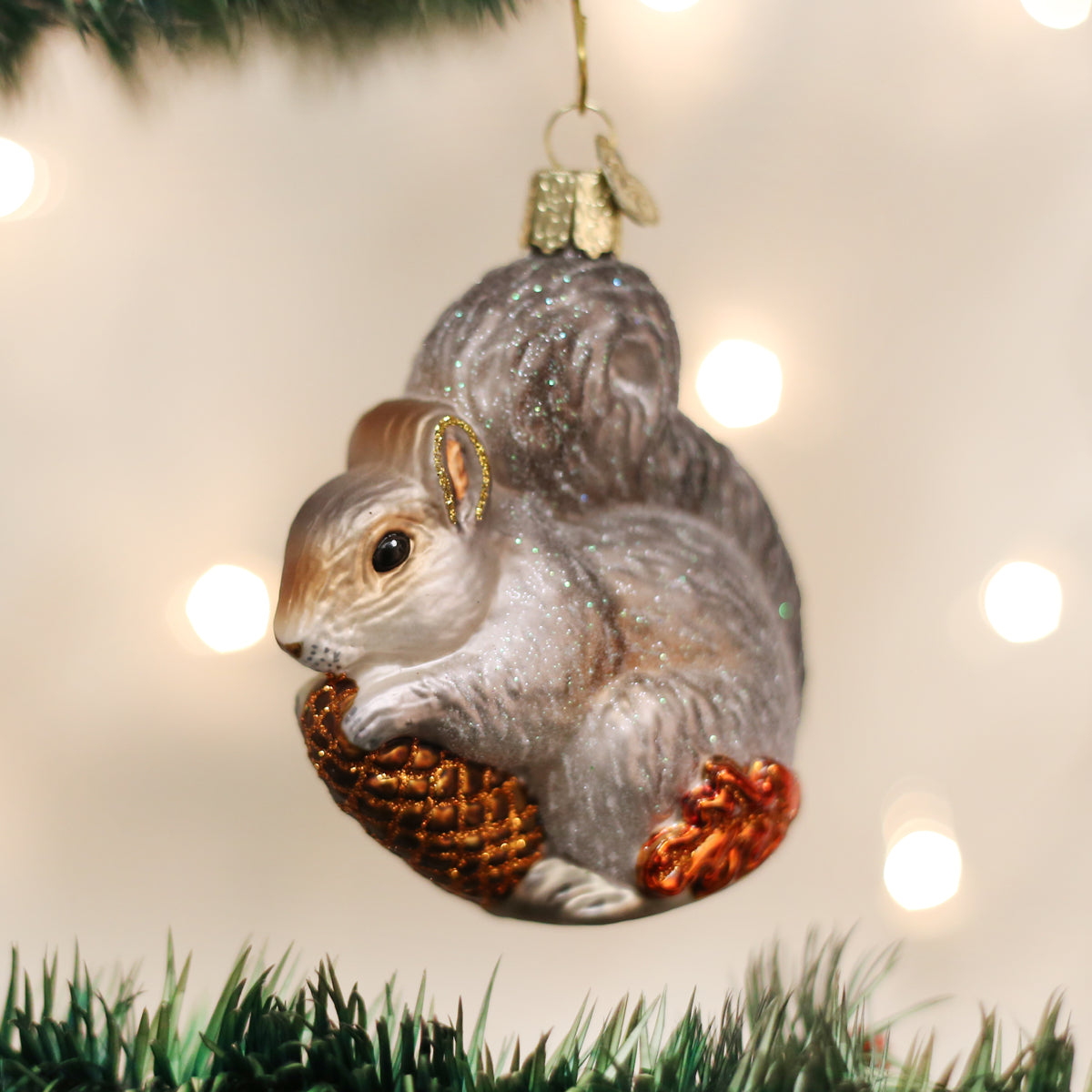 Hungry Squirrel Ornament - Southlake Paws