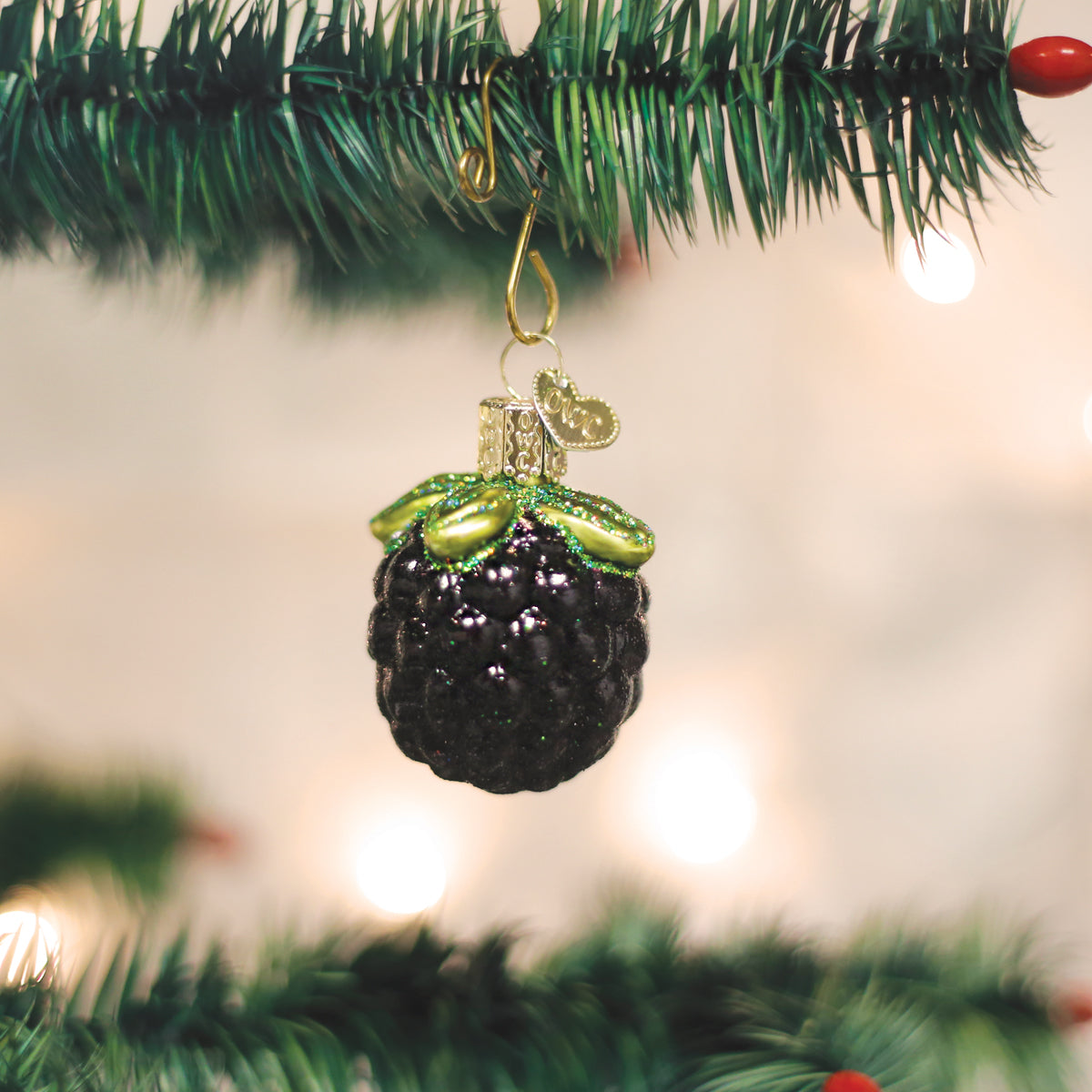Blackberry Ornament - Southlake Paws