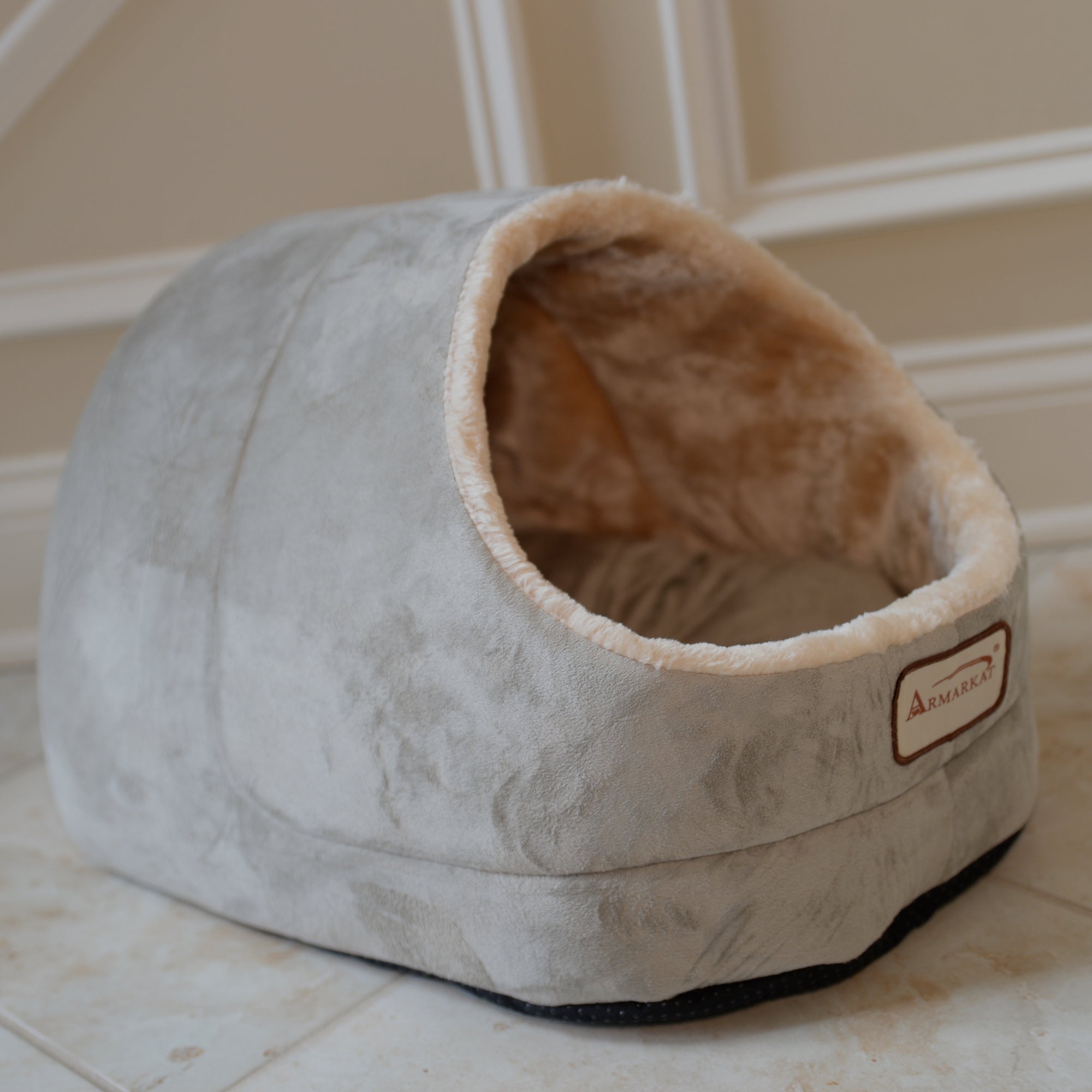 Armarkat Cat Bed C18HHL/MH - 18-Inch - Sage/Green