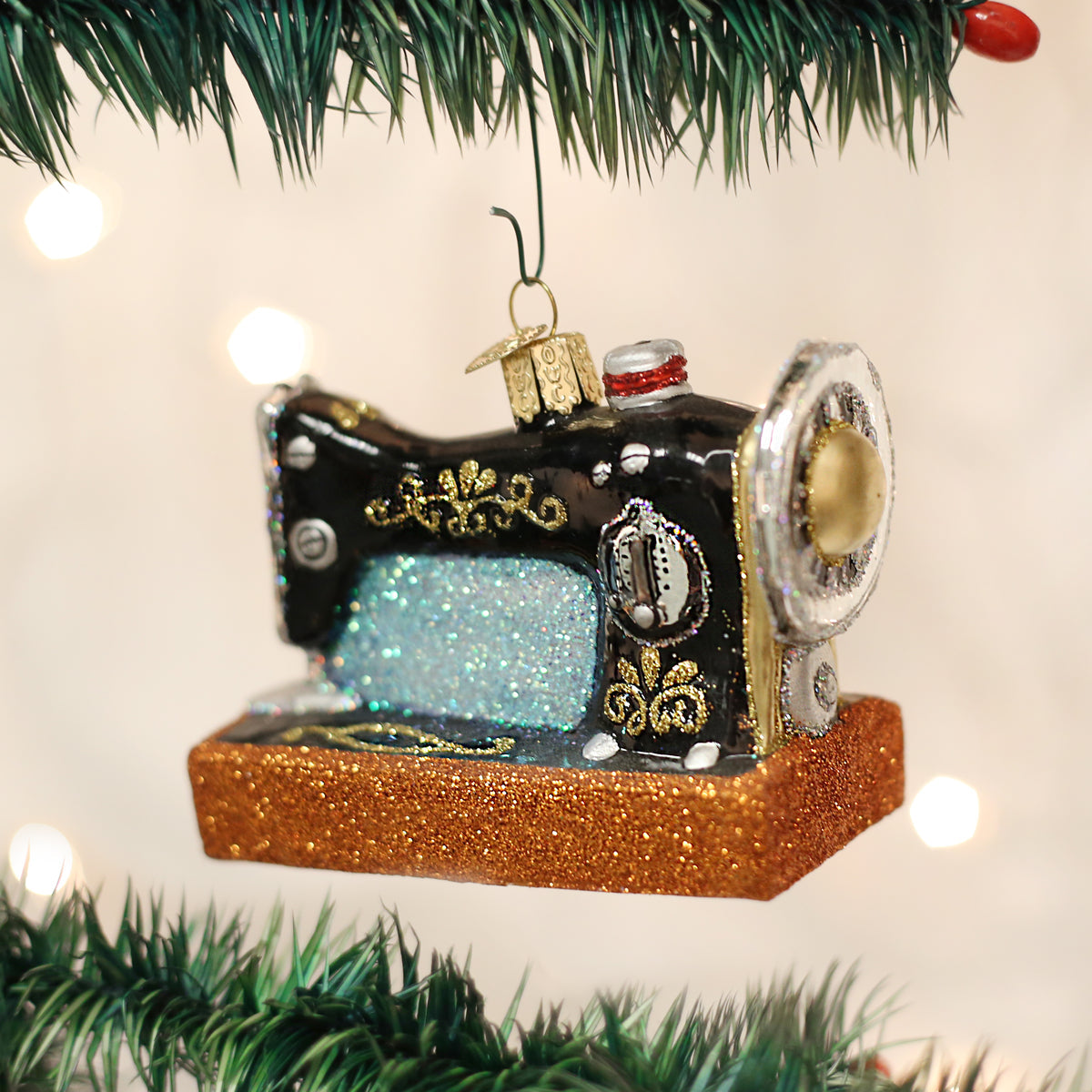 Sewing Machine Ornament - Southlake Paws