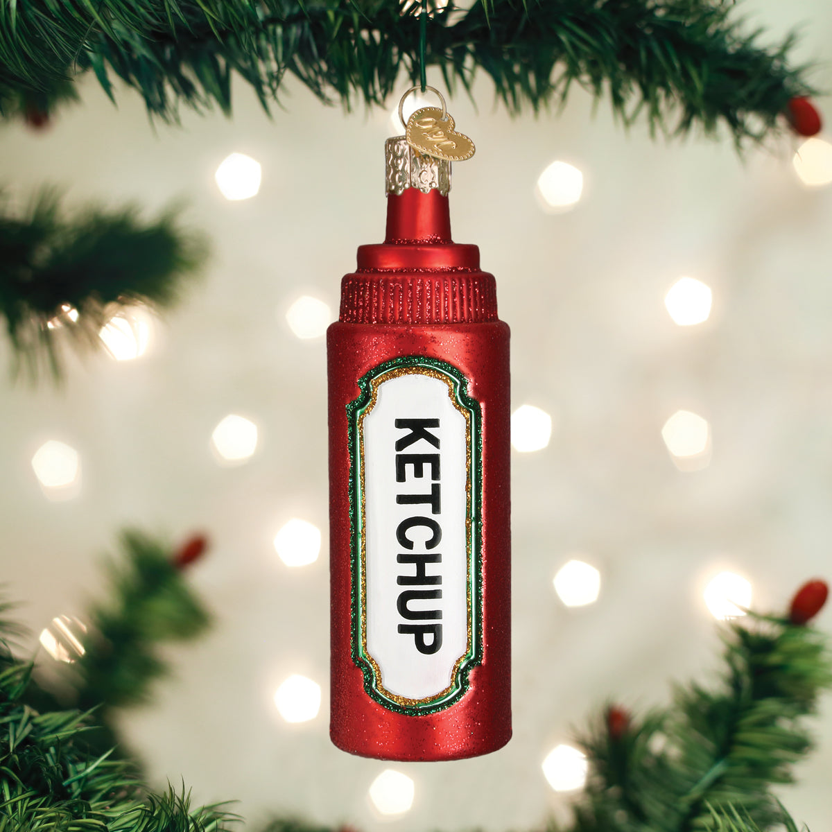 Ketchup Ornament - Southlake Paws