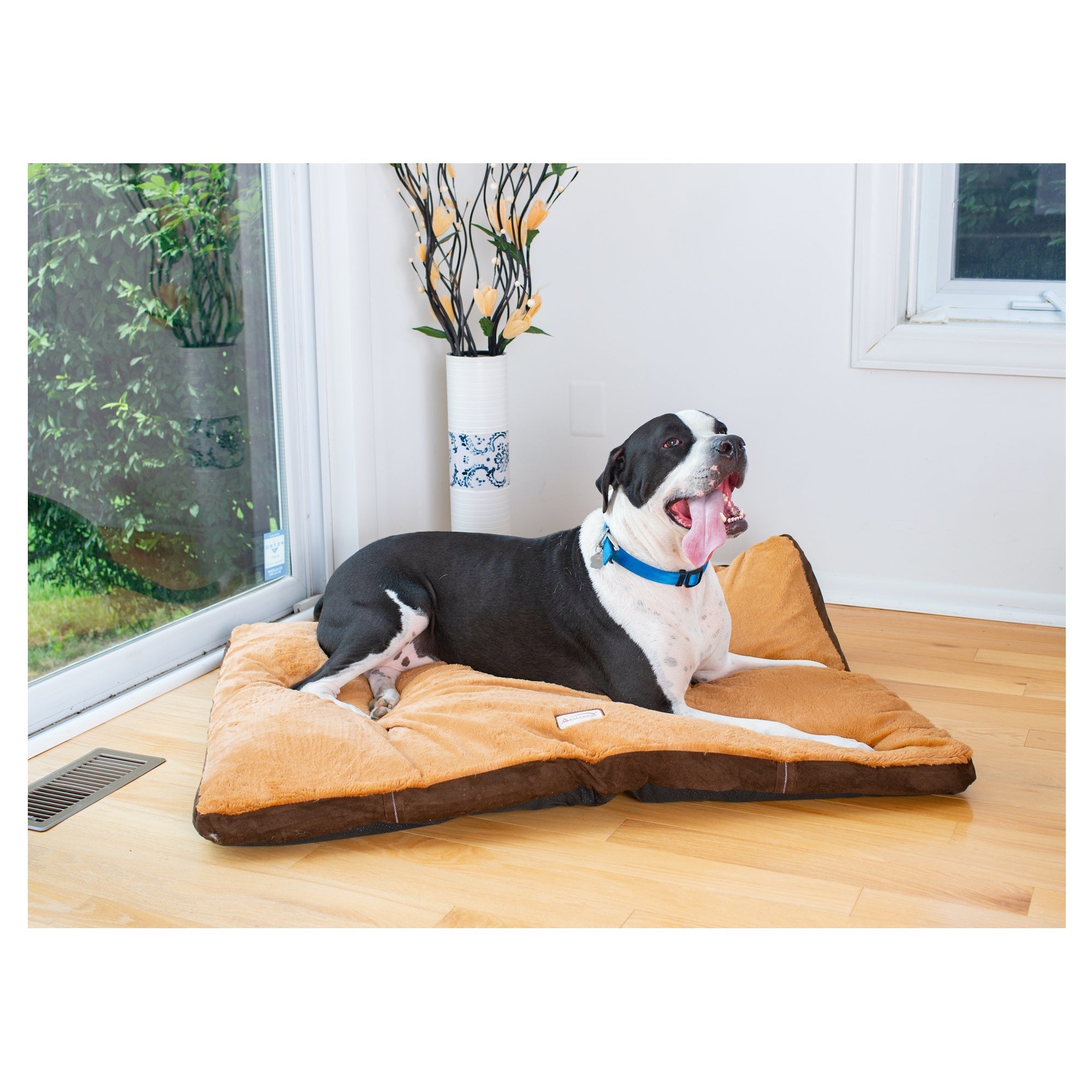 Armarkat Pet Cushion M05HKF/ZS-XL - Brown - X-Large