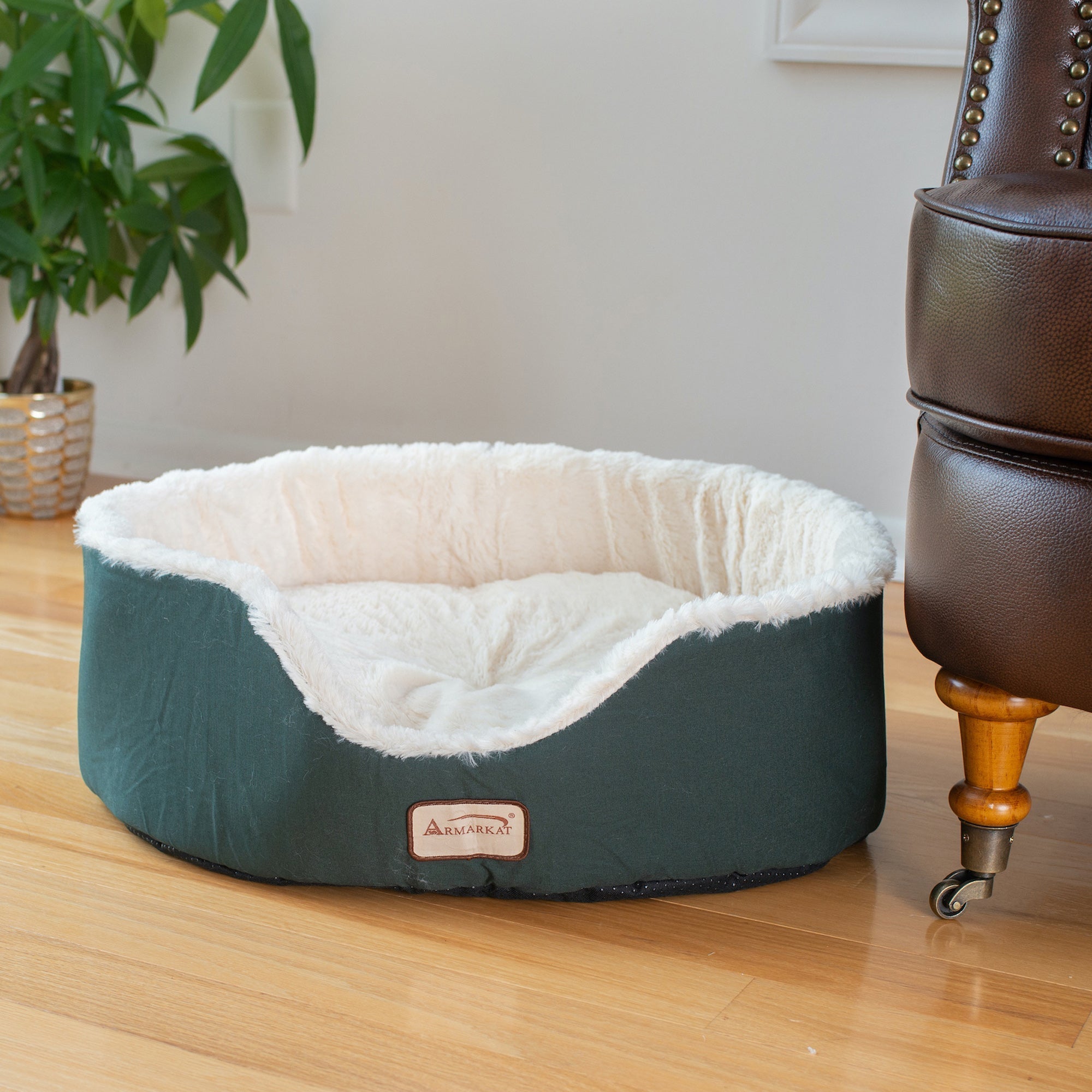 Armarkat Cat Bed - Green/Ivory