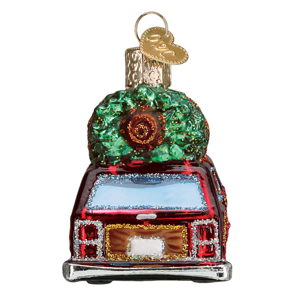 Station Wagon With Tree Ornament - Southlake Paws