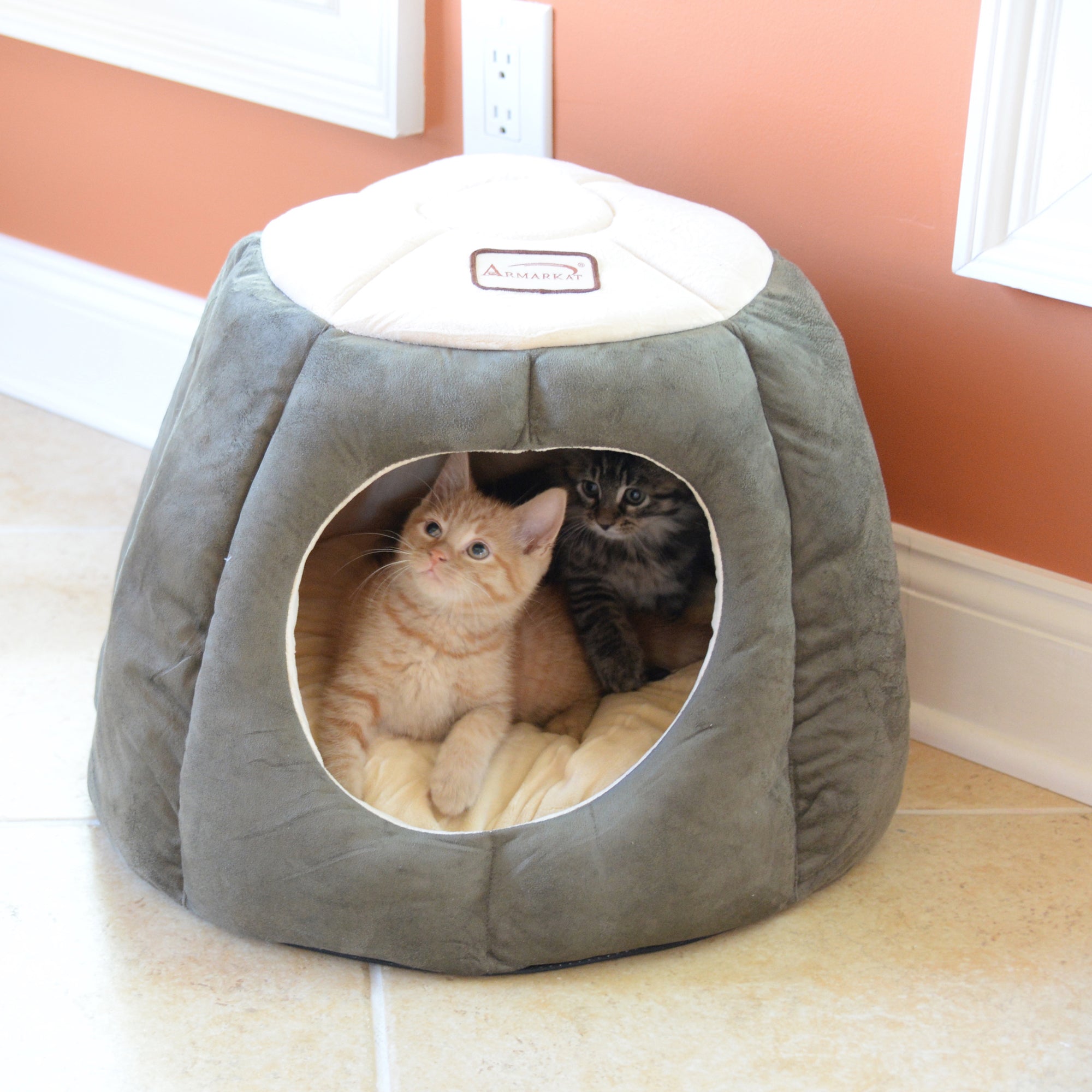 Armarkat Pet Cushion C30HML/MH - Green/Beige
