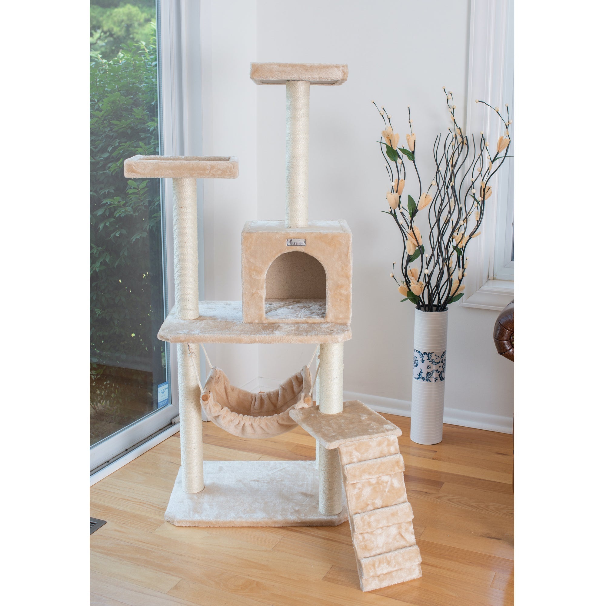 Armarkat Cat Condo GP78570921 - 57-Inch - Beige