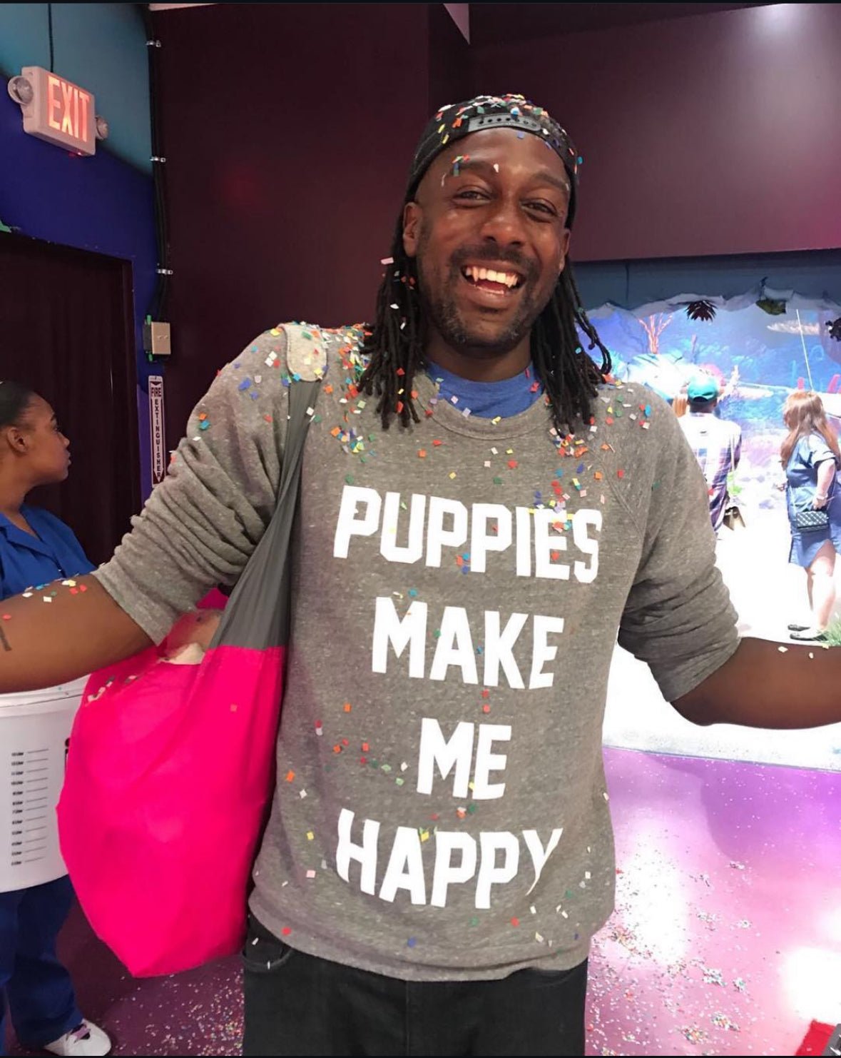 Puppies Make Me Happy Sweatshirt | Present for Dog Owners