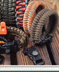 Load image into Gallery viewer, Paracord Projects for Camping and Outdoor Survival
