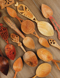 Load image into Gallery viewer, Great Book of Spoon Carving Patterns
