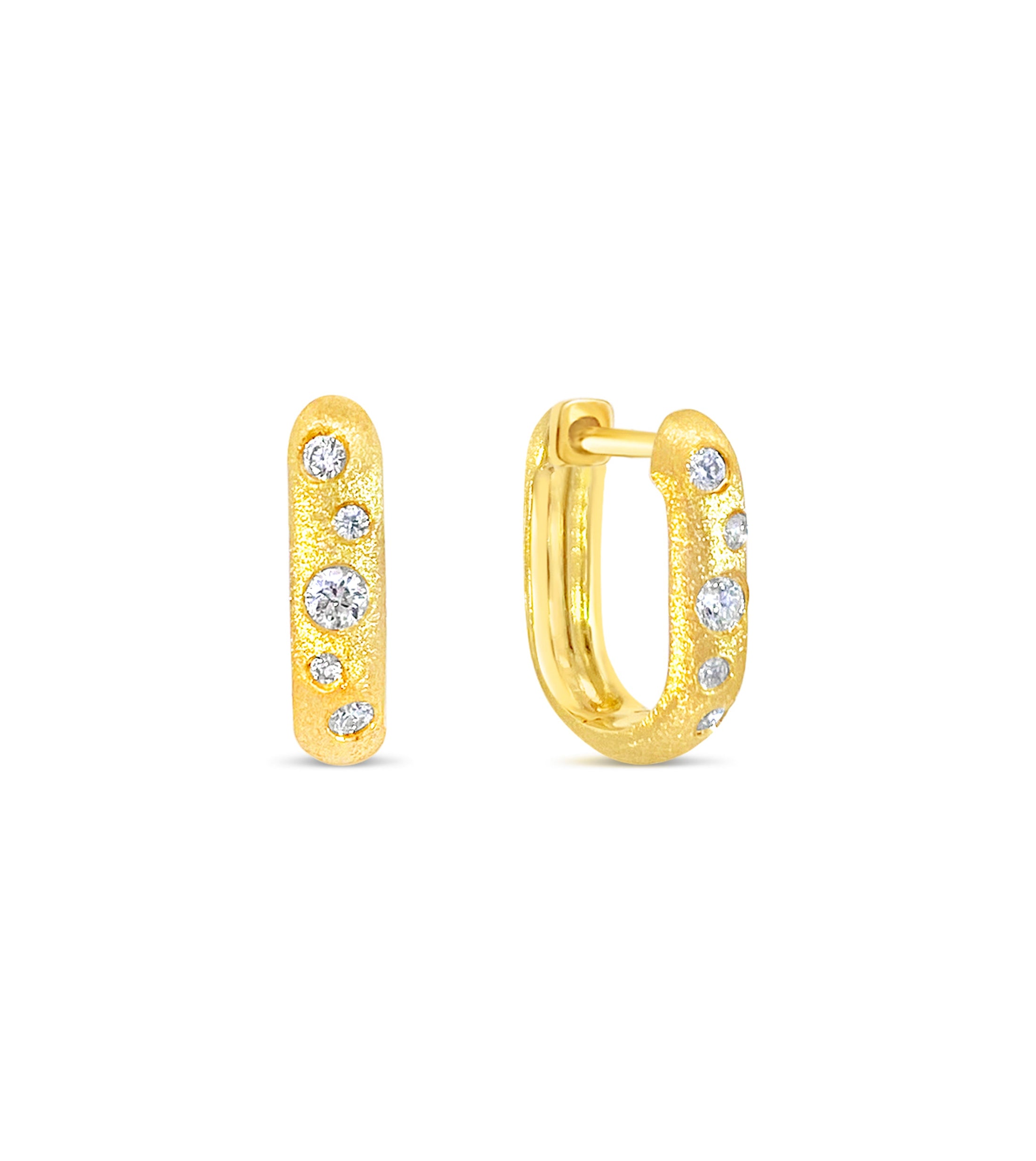 OLIVE & CHAIN Diamond Scatter Huggie Earring - Yellow Gold