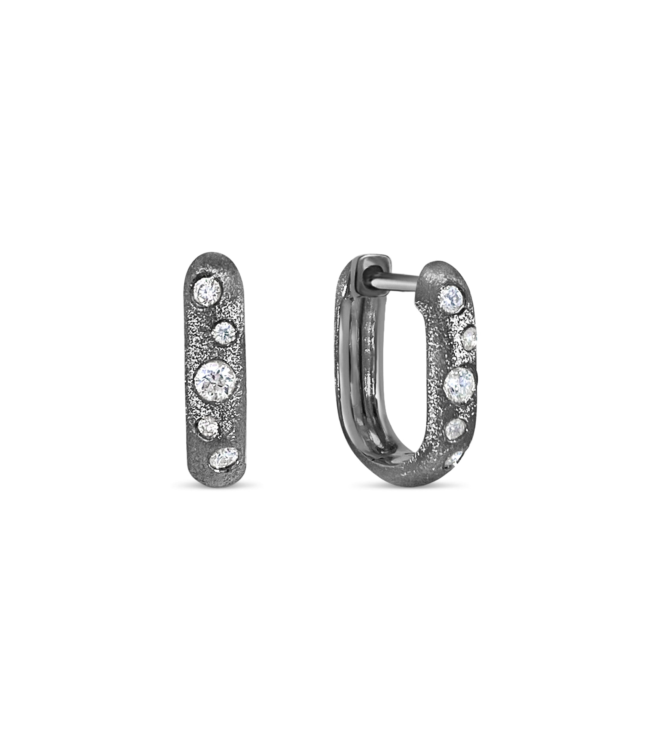 OLIVE & CHAIN Diamond Scatter Huggie Earring - Black Gold