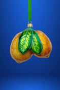 Load image into Gallery viewer, Amalfi Lemon Cluster Polish Glass Ornament - Southlake Paws
