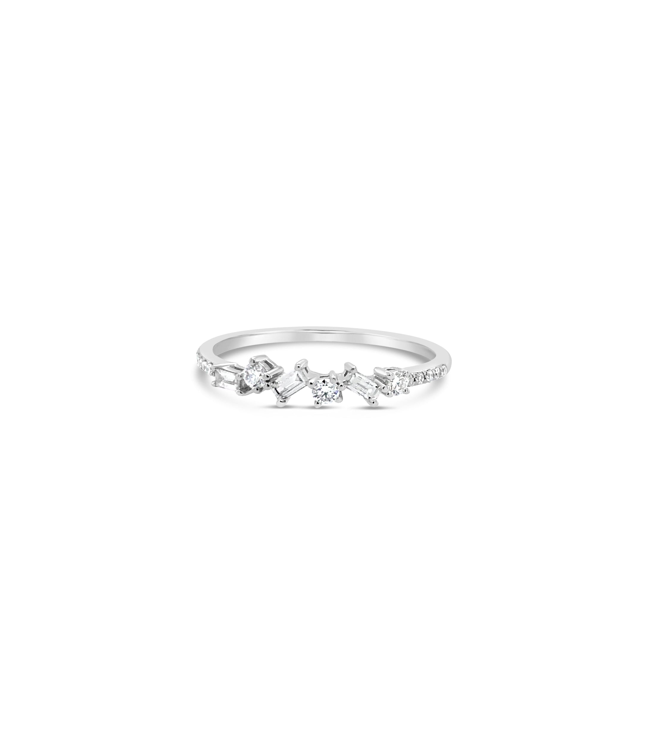 OLIVE & CHAIN Baguette & Round Diamond Cluster Band - Yellow Gold, 5.5