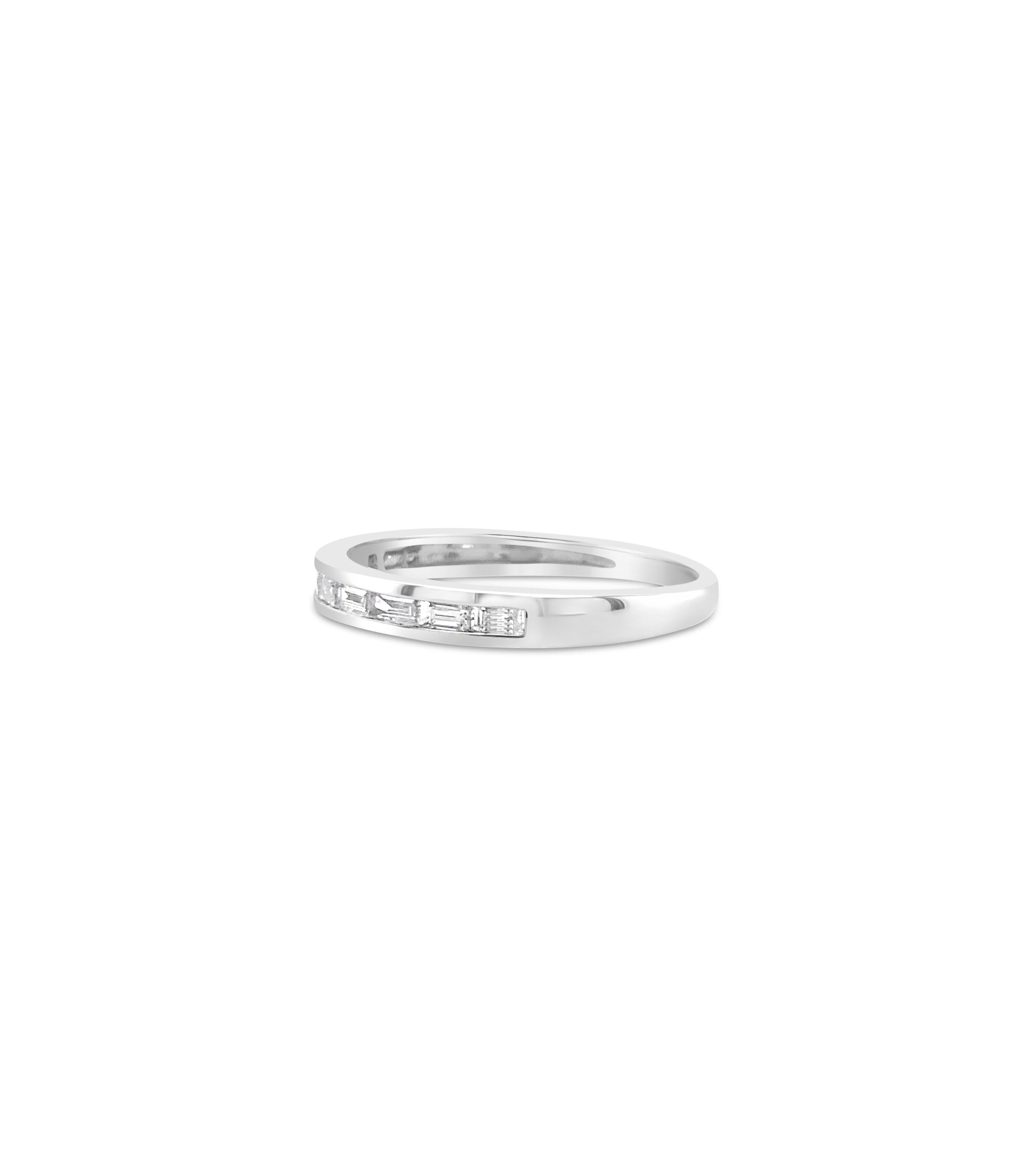 OLIVE & CHAIN Diamond Baguette Channel Set Band - Yellow Gold, 6.5