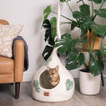 Load image into Gallery viewer, Leaf Design | Tail Style Cave
