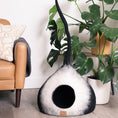 Load image into Gallery viewer, Burst Design | Tail Style Cave

