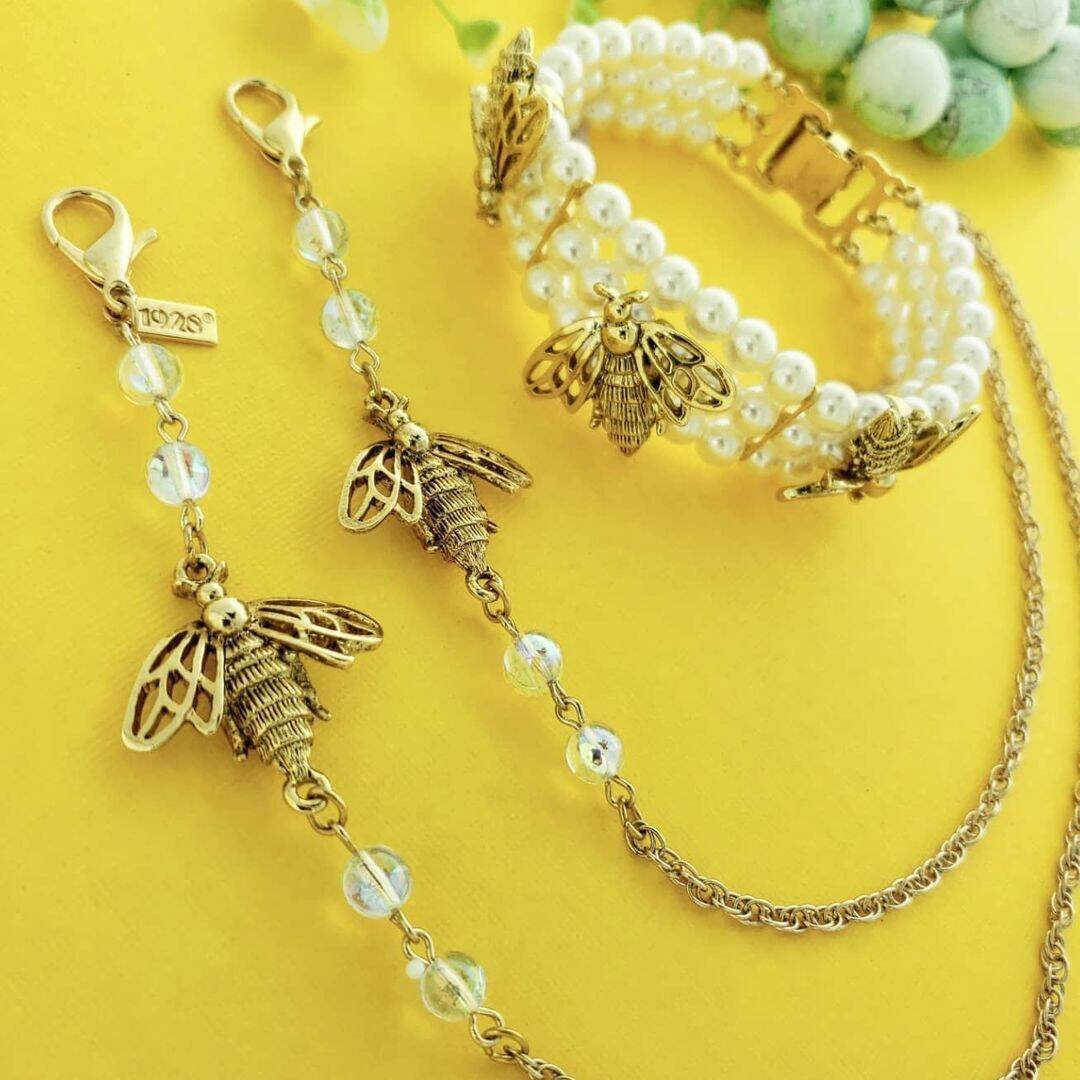 Bee Face Mask Chain Holder With AB Crystals 22 Inches