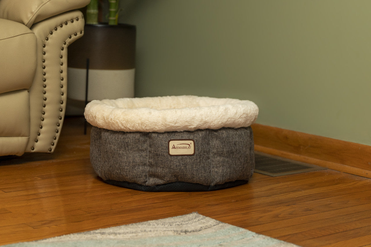 Armarkat Cat Bed C105HHS/MB - Beige/Gray