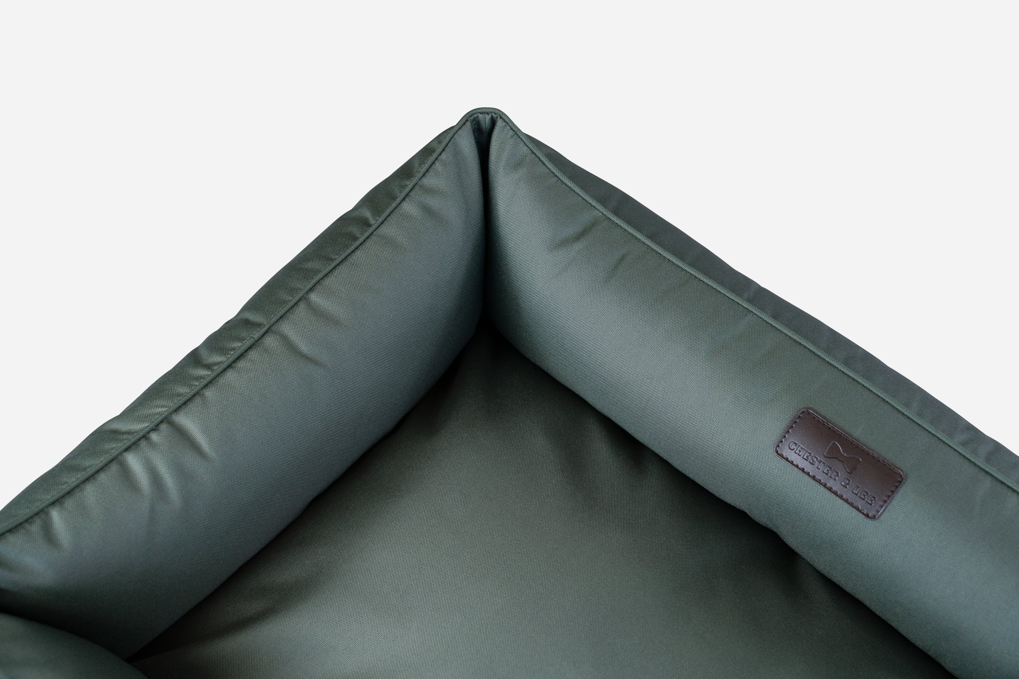 Chester & Lee | Waterproof Sleeper Dog Bed Green - image 6