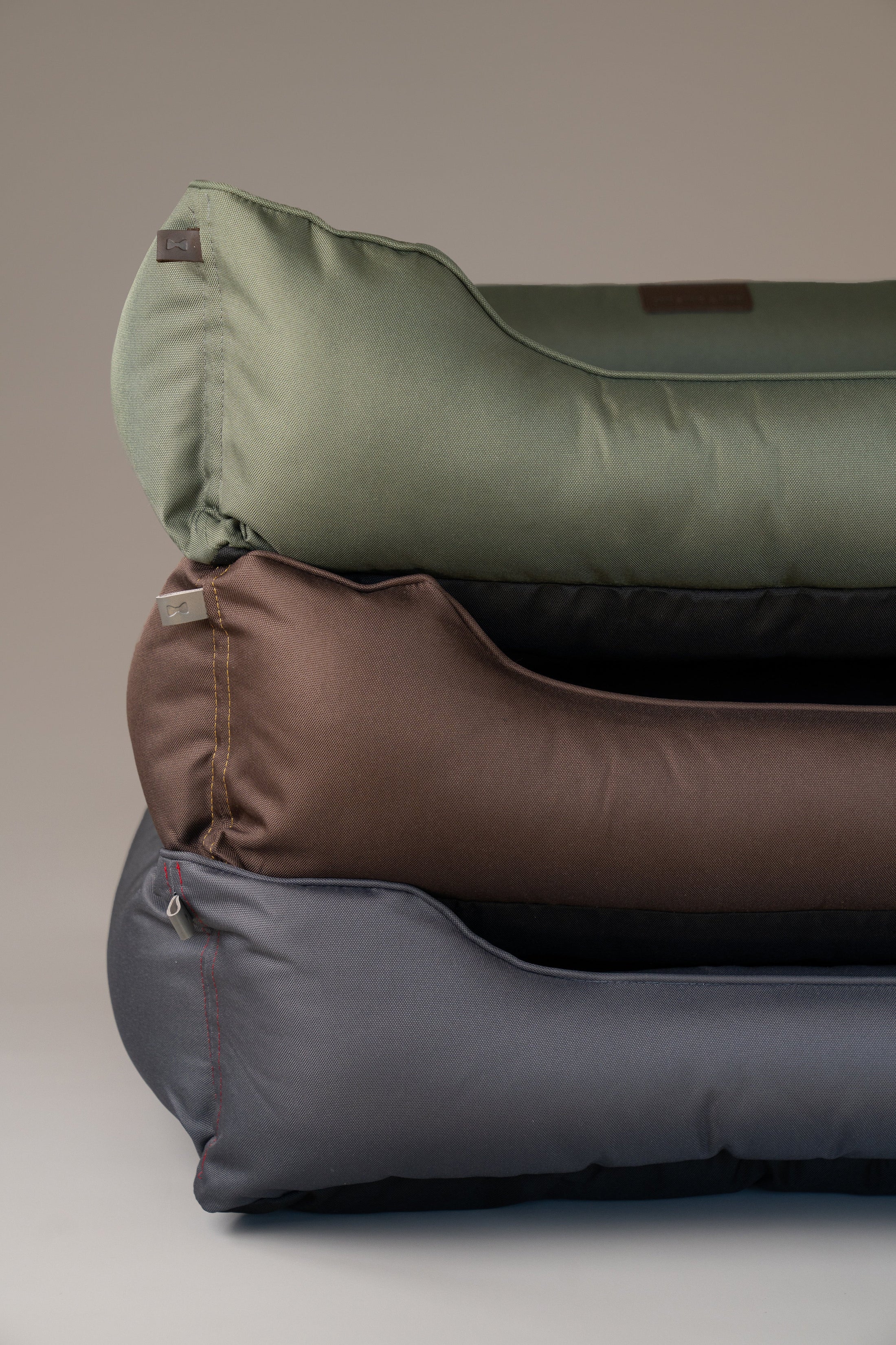 Chester & Lee | Waterproof Sleeper Dog Bed Brown - image 4