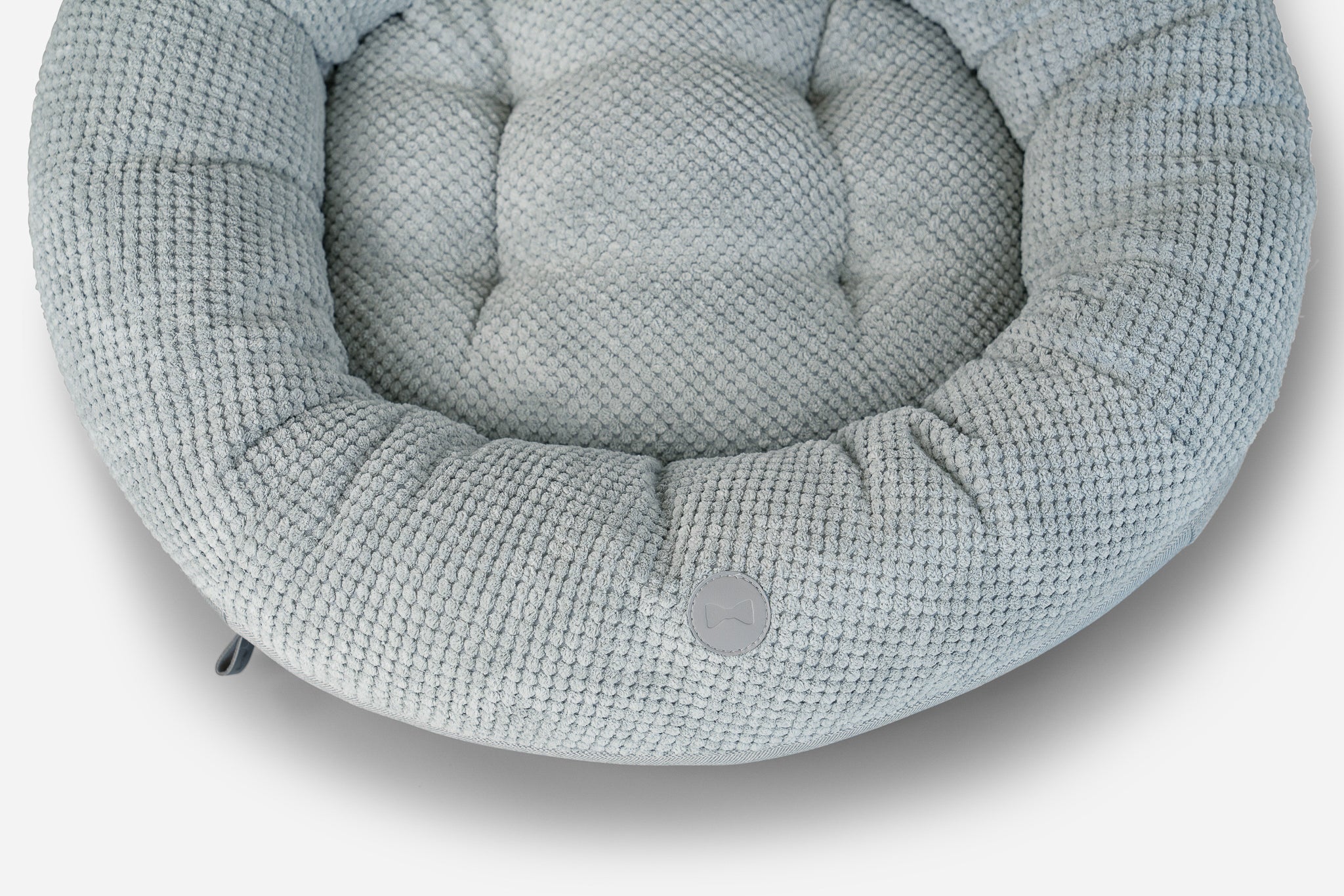 Chester & Lee | Moonlight Gray Donut Dog Bed - image 5