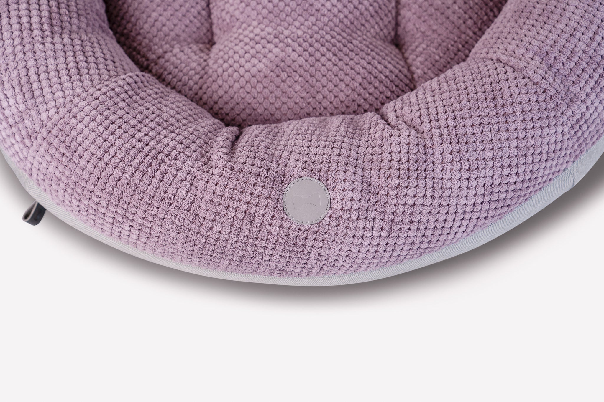 Chester & Lee | Light Pink Donut Dog Bed - image 7