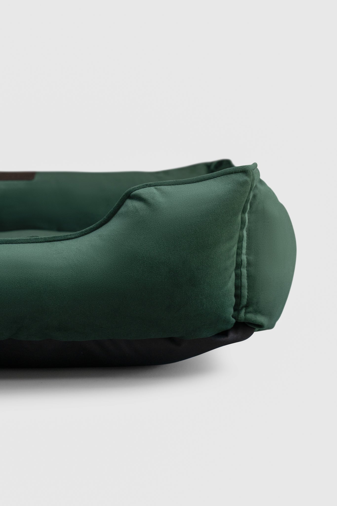 Bolster Beds Premium Chester & Lee | Classic Velvet Sleeper Dog Bed Green