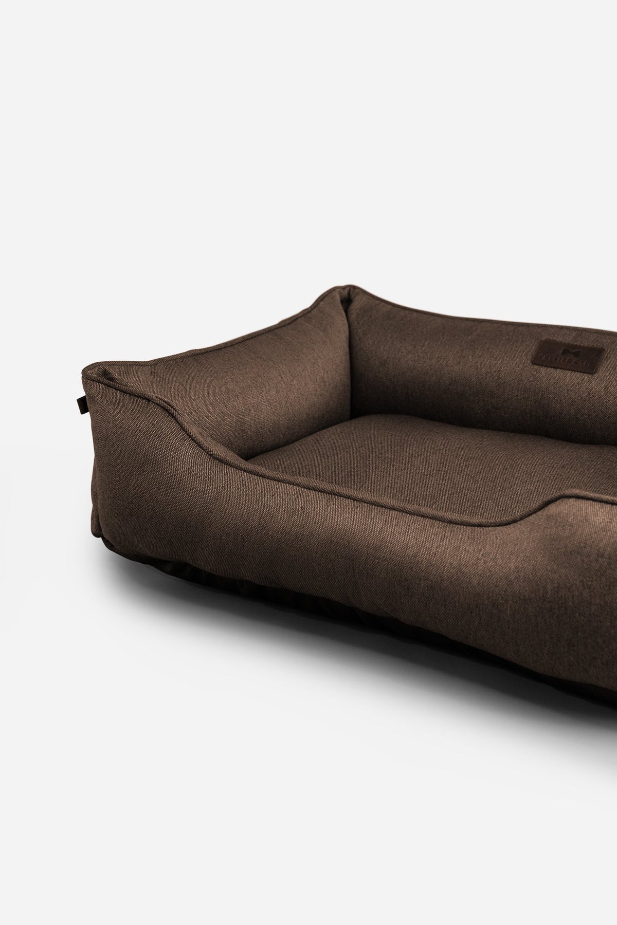 Pet Beds Premium Chester & Lee | Cotton Sleeper Dog Bed Brown