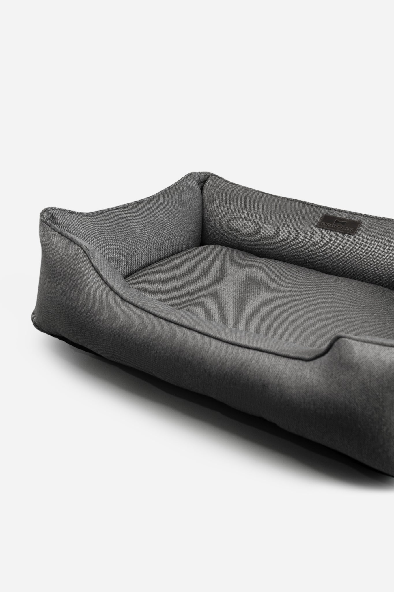 Chester & Lee | Cotton Sleeper Dog Bed Gray - image 7
