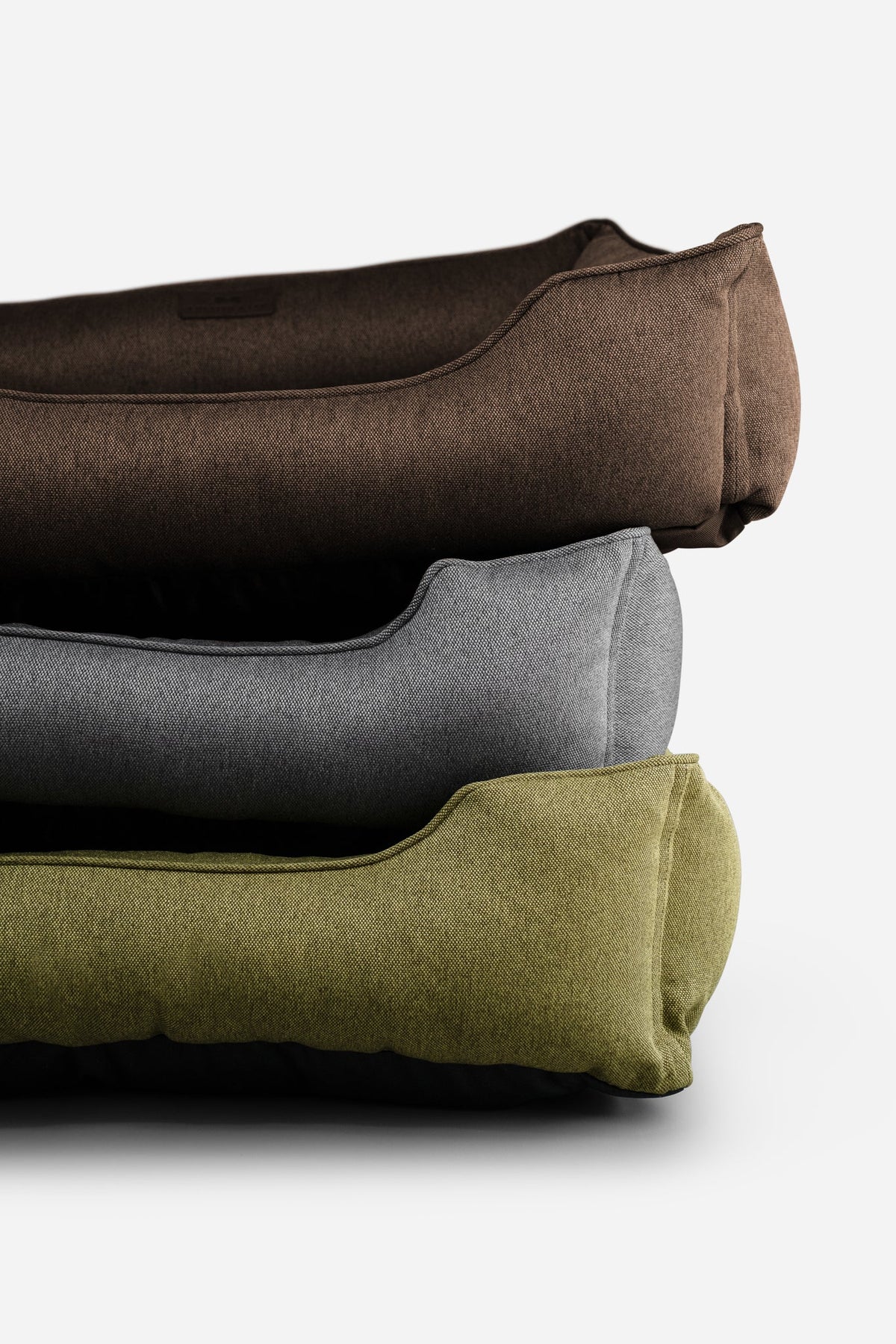 Pet Beds Premium Chester & Lee | Cotton Sleeper Dog Bed Brown