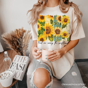 Find Me Among the Sunflowers T-Shirt, White and Natural Floral Tee for Trendy Women 